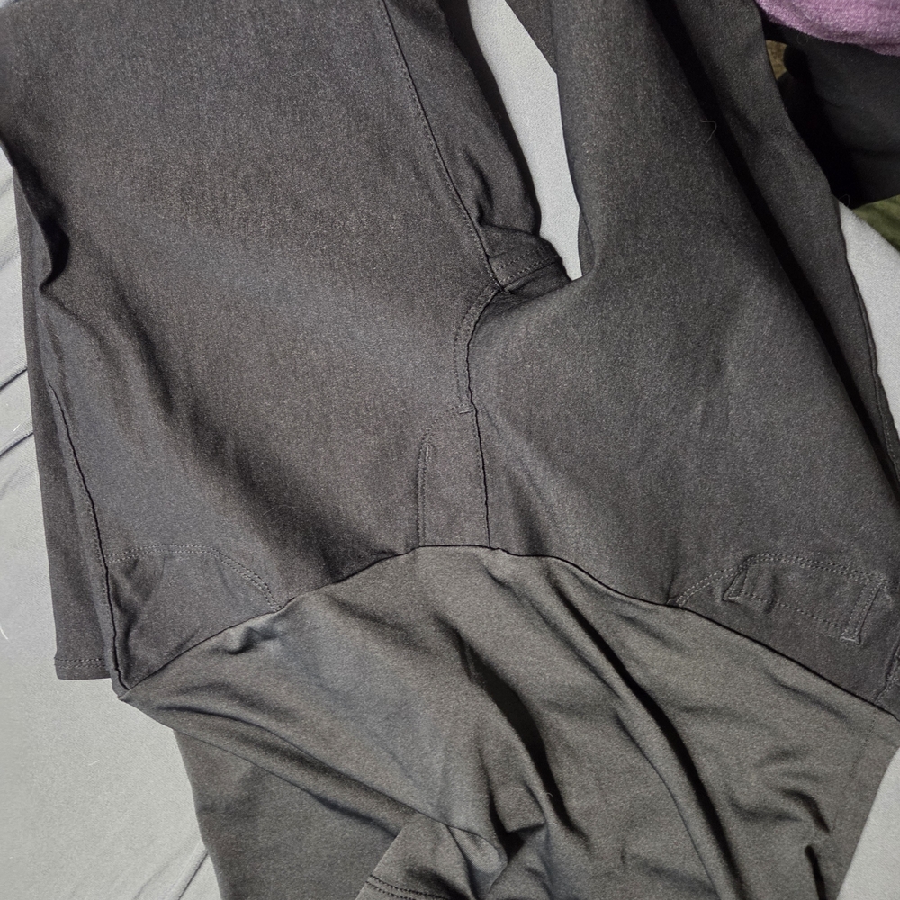 maternity pull on dress capris